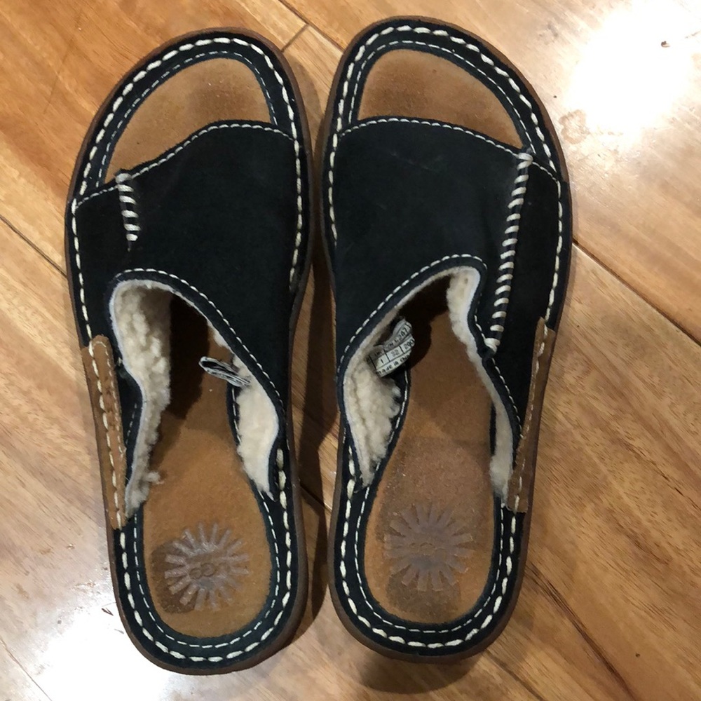 NWOT UGG Slides